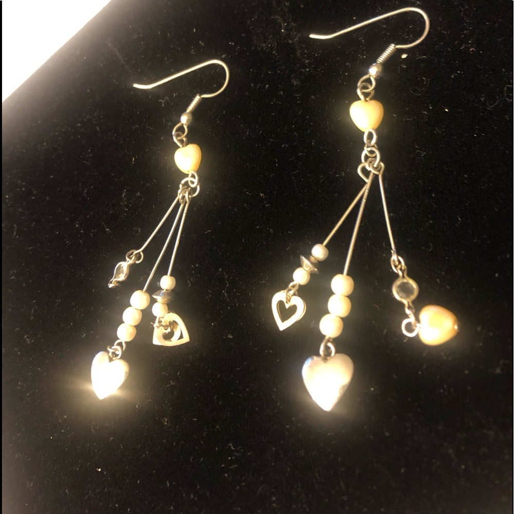 🌞 Vintage costume jewelry earrings for pierced ears supper cute & they dangle